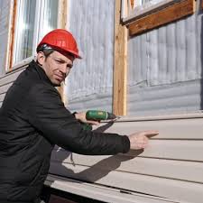 Best Custom Siding Design  in Centerville, IA